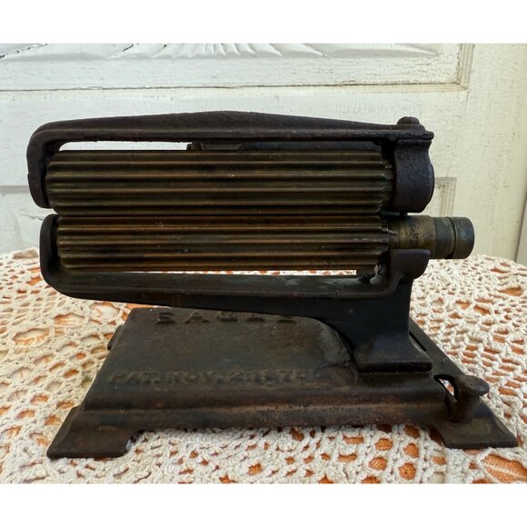 Antique 1800s' Eagle Hand Crank Fluting Iron Pleating Press Primitive - Picture 13 of 13